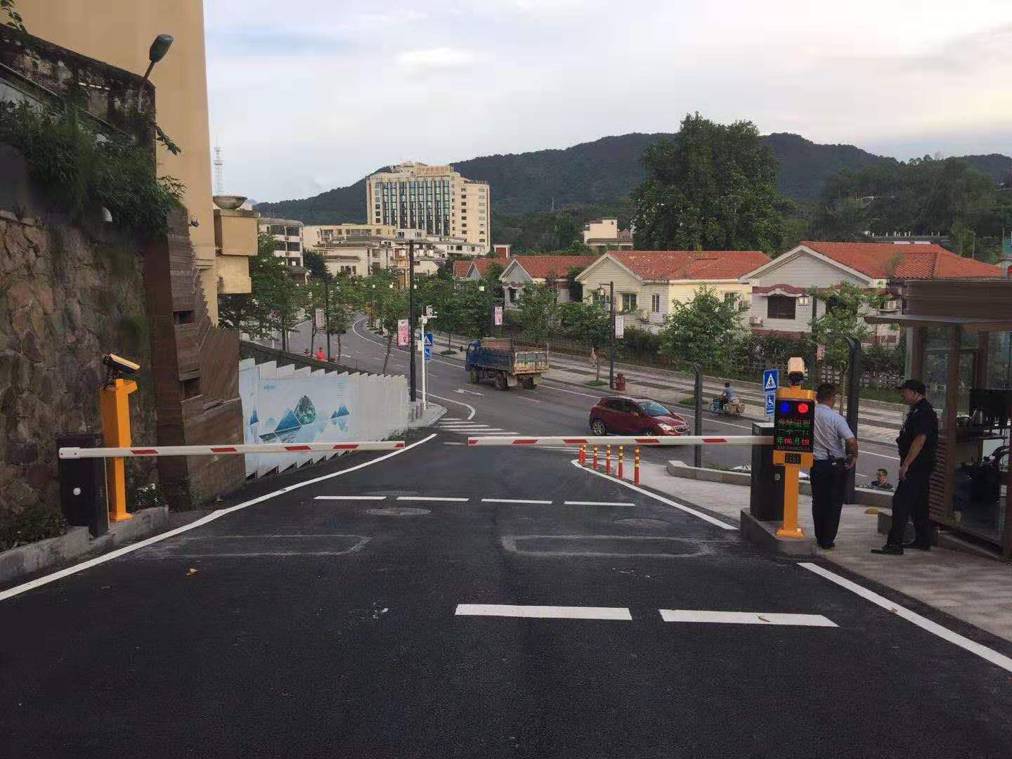 祝賀我公司停車場車牌識別系統(tǒng)進(jìn)駐廣州從化錦園溫泉酒店